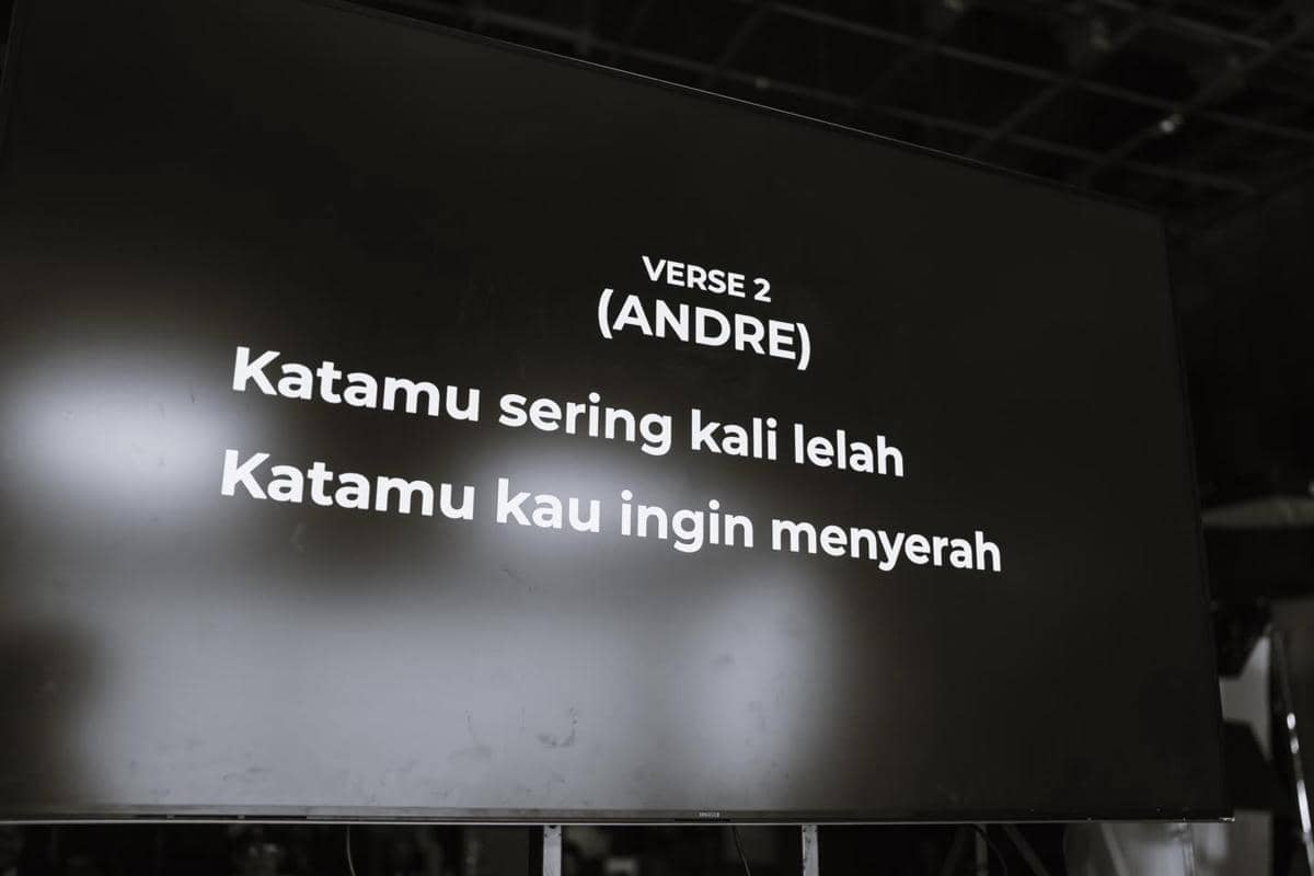 The Popstar (instagram.com/thepopstar.official)