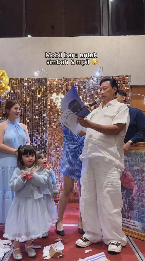 Ulang Tahun ke-70 Ayah Caesar Hito