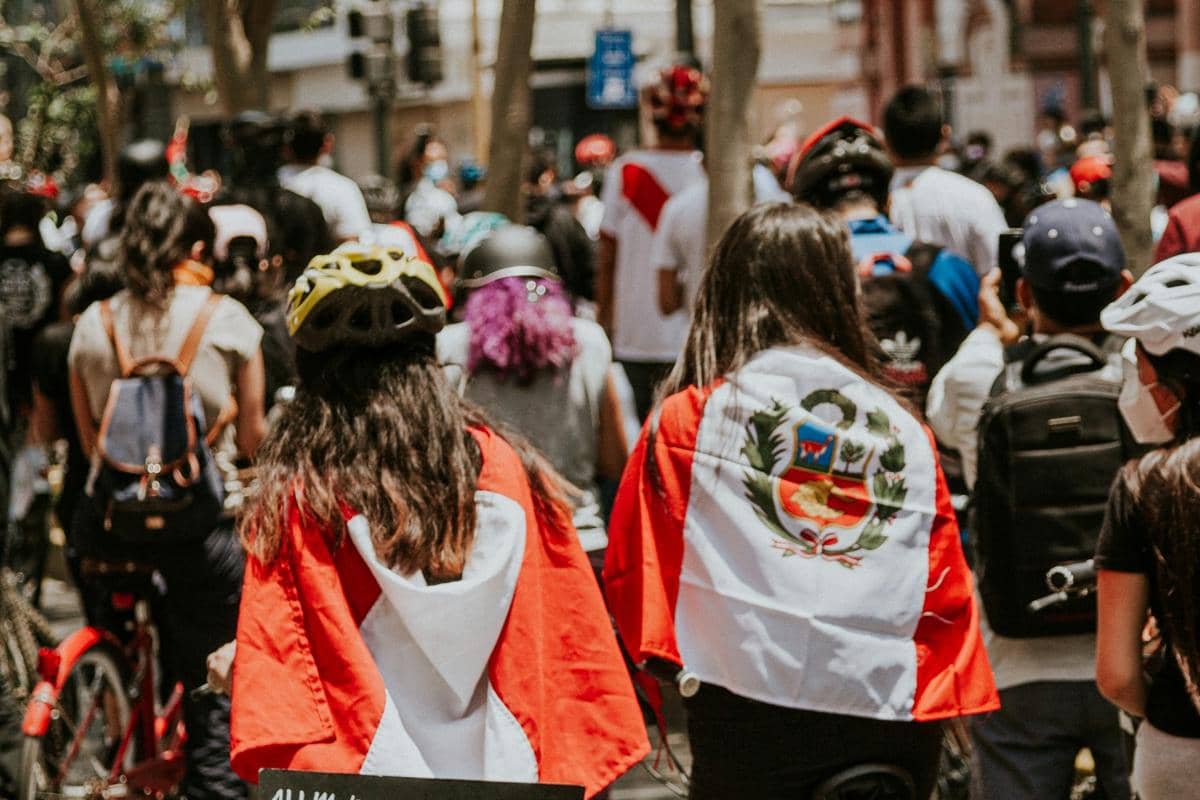 bendera Peru