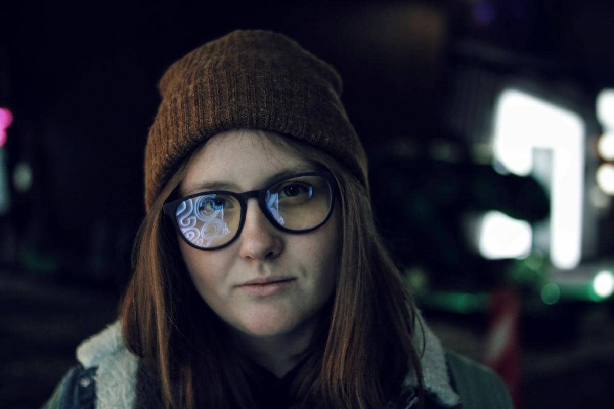 ilustrasi kacamata pintar