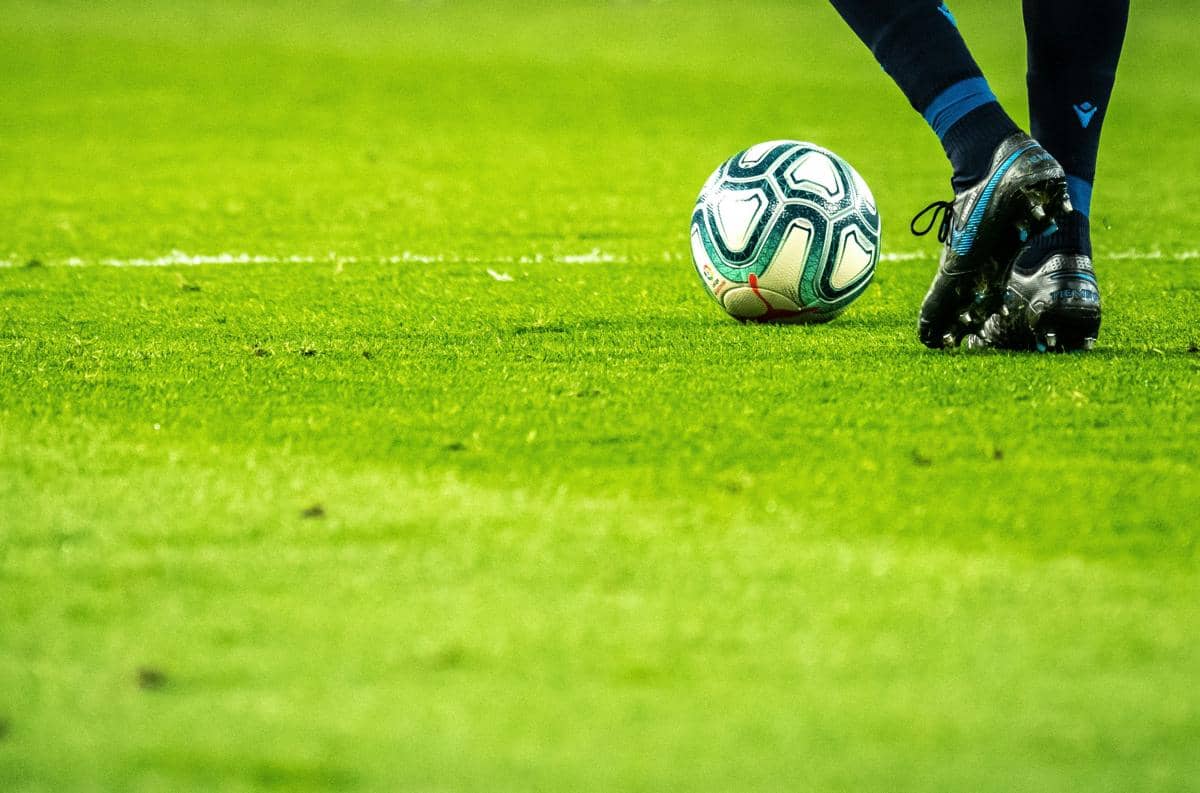 ilustrasi sepak bola