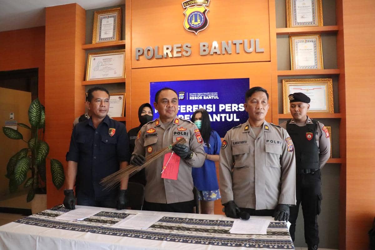 ‎Kapolsek Kretek, AKP Sutrisno . (Dok. Humas Polres Bantul)