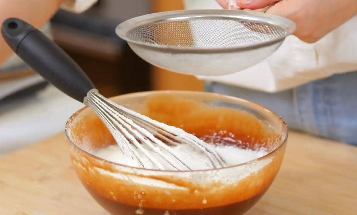 ilustrasi membuat adonan