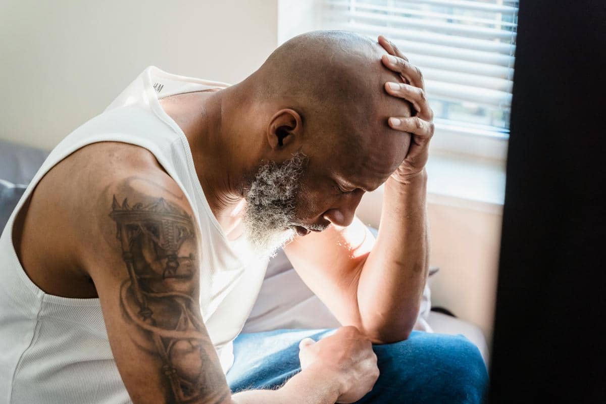 ilustrasi melakukan evaluasi 