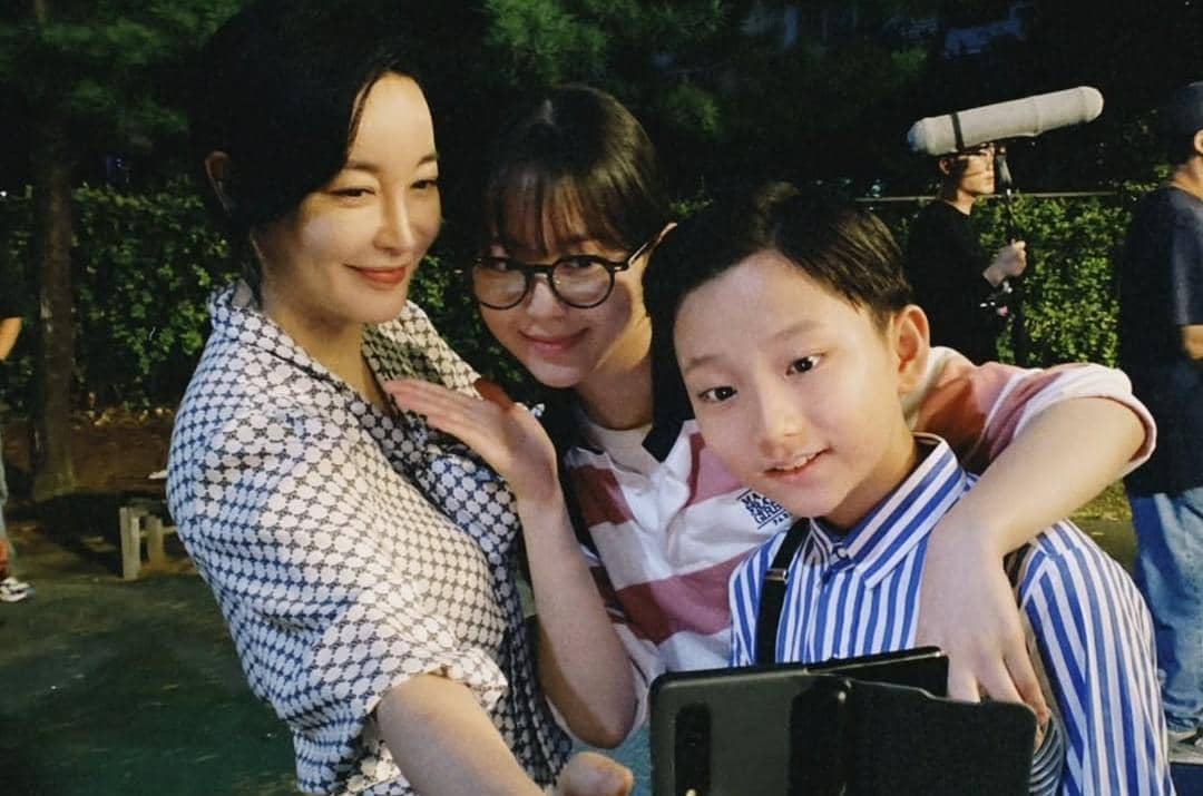 Kim Hye Eun, Park Ji Hu, dan Ki Eun Yoo di drama Spirit Fingers