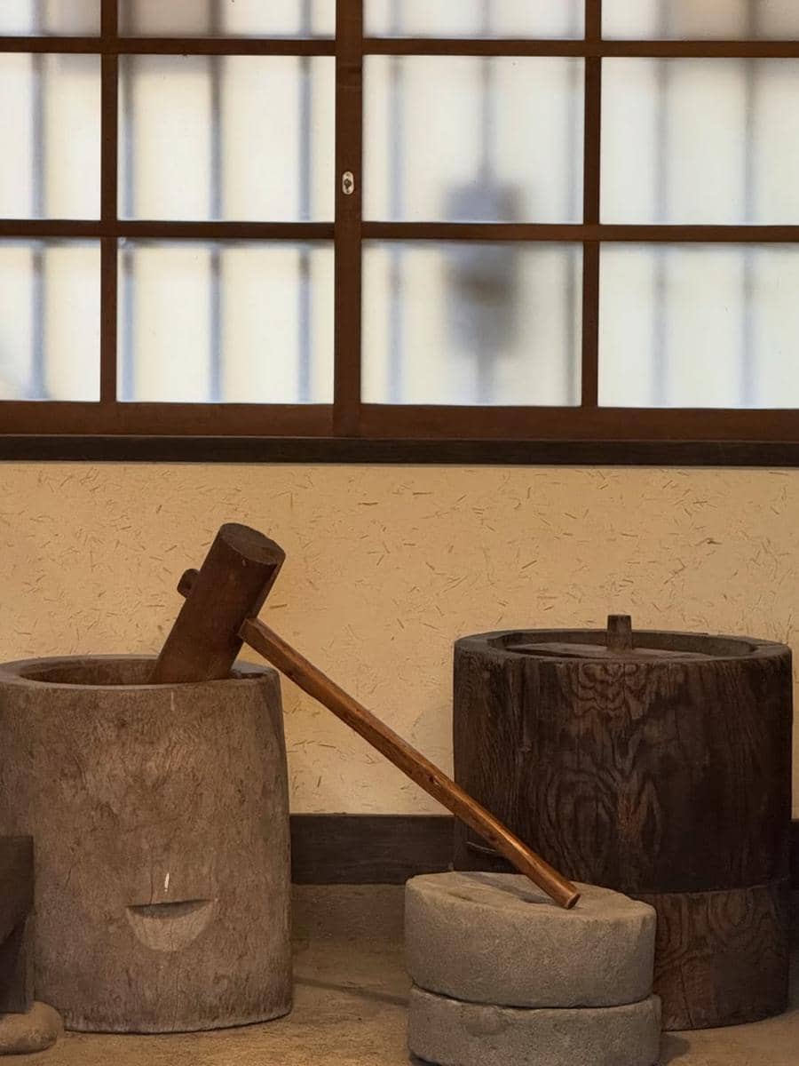 Okky Lukman ke museum Saiko Iyashi no Sato Nemba