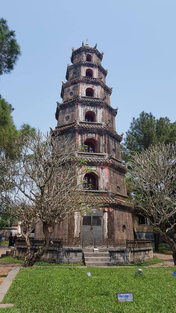 potret Chùa Thiên Mụ