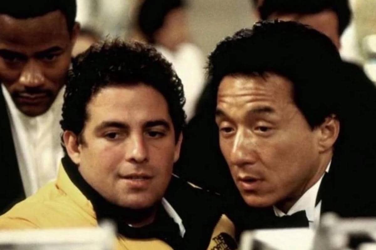 Brett Ratnet kembali ke bangku sutradara.jpg