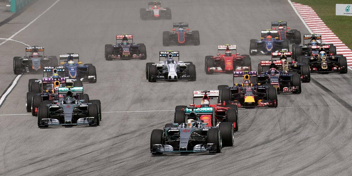 Formula 1, 2015, putaran pertama Grand Prix Malaysia (Morio, CC BY-SA 4.0, via Wikimedia Commons)