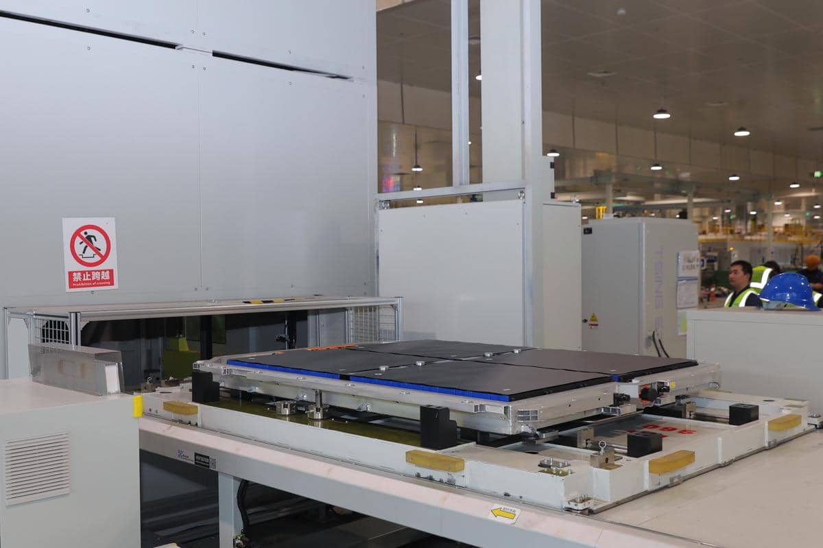 Teknologi Golden Shield Battery di CHANGAN Deepal S07.jpeg