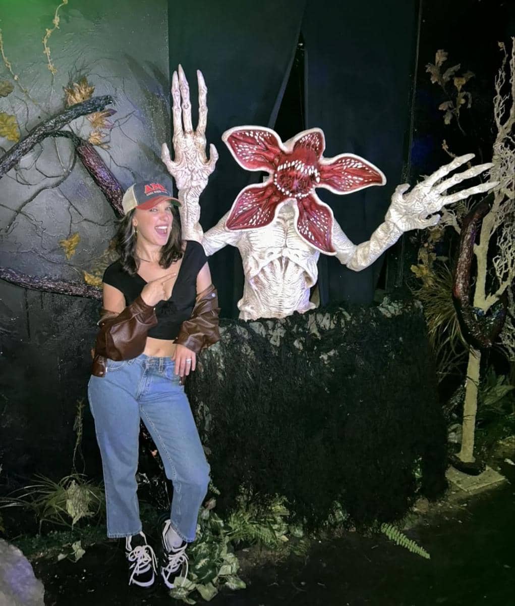 Gaya ala Millie Bobby Brown