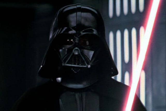 cuplikan adegan Darth Vader dalam film Star Wars: Episode IV – A New Hope