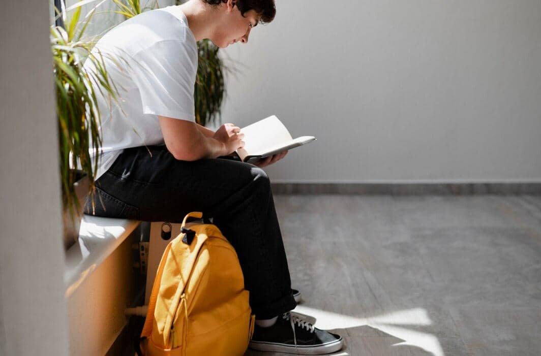 ilustrasi membaca buku