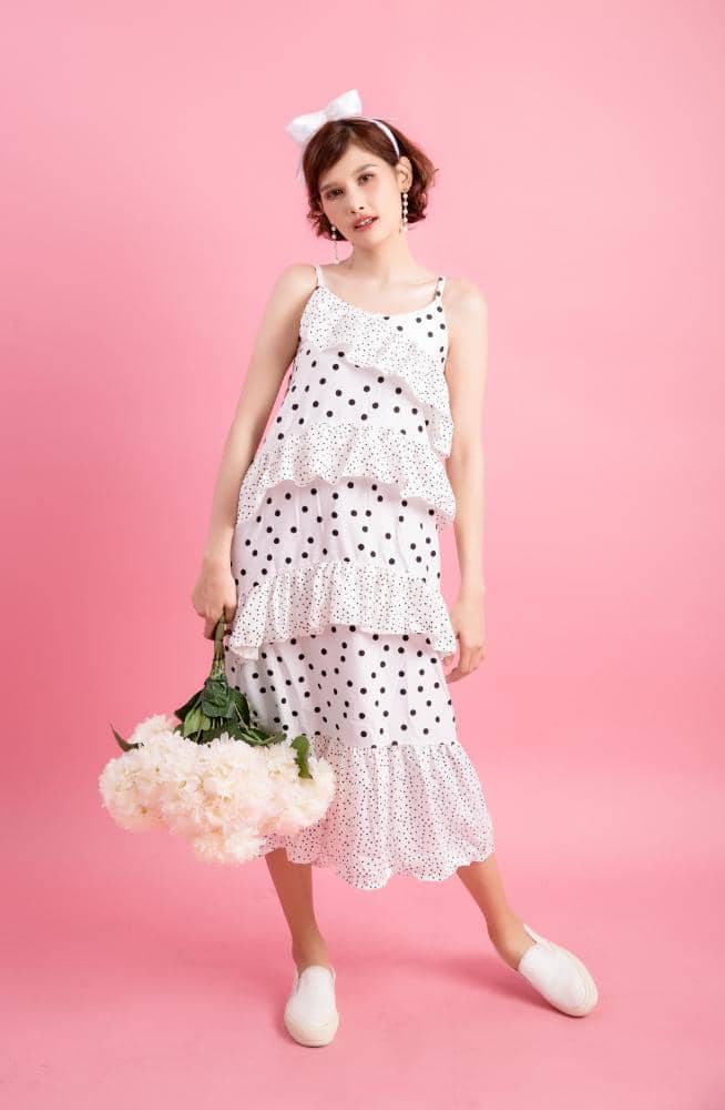Ilustrasi dress polkadot