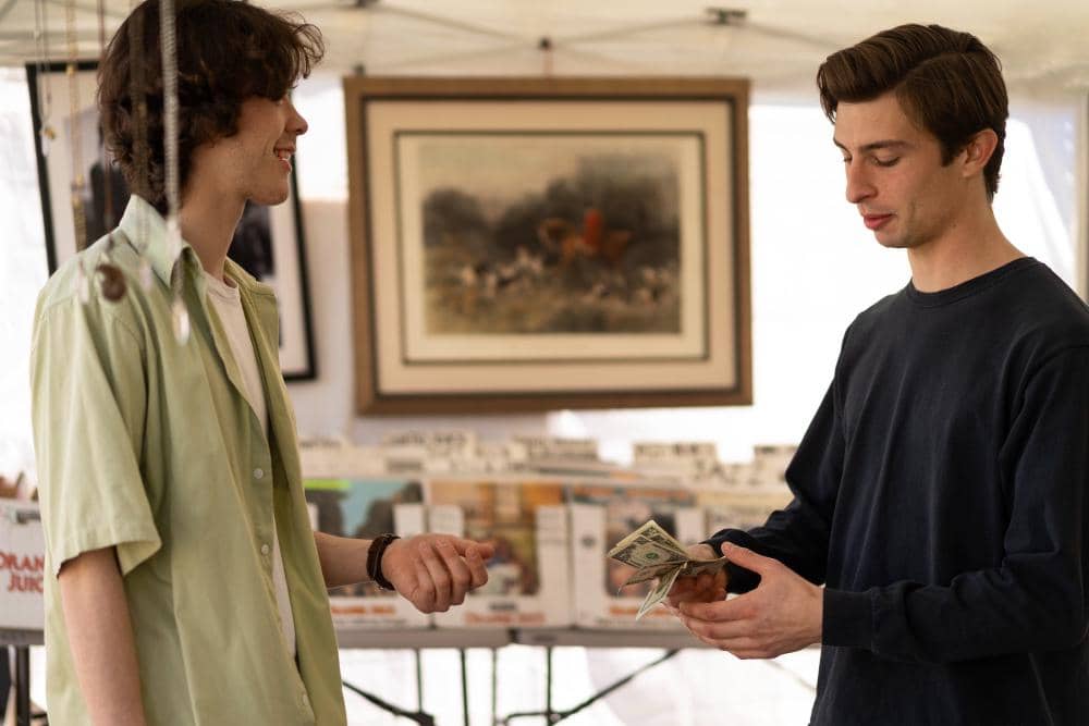 ilustrasi meminjam uang ke teman