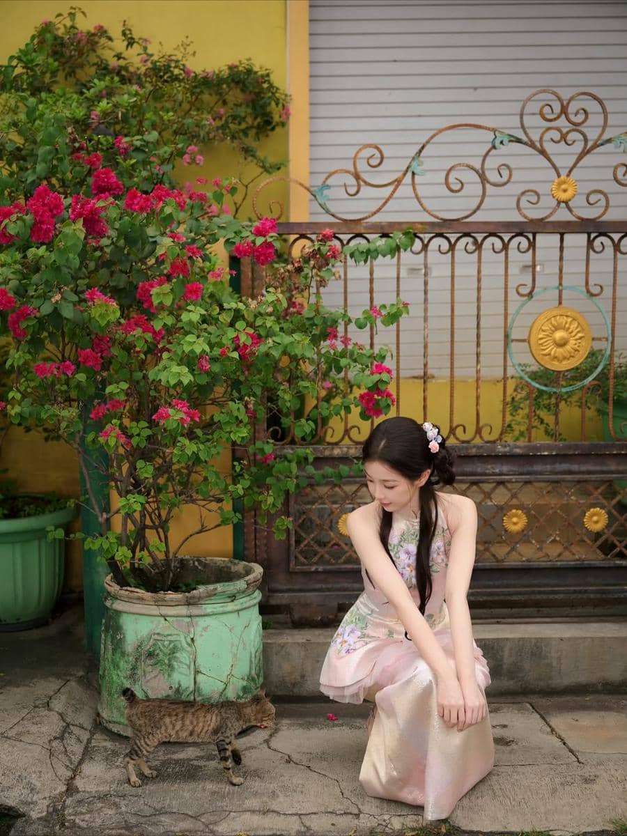 gaya pemotretan Esther Yu di Jakarta