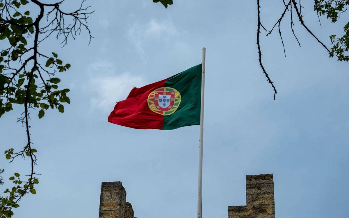 ilustrasi bendera Portugal