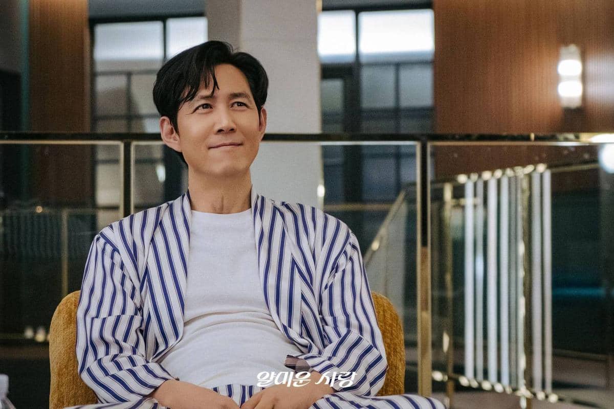 Cuplikan drama Korea Nice to Not Meet You