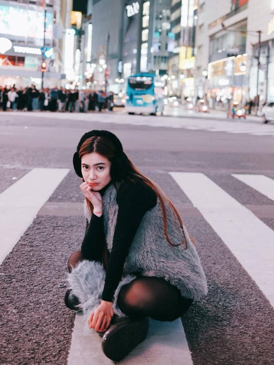 Felicya Angelista pemotretan di Shibuya Crossing
