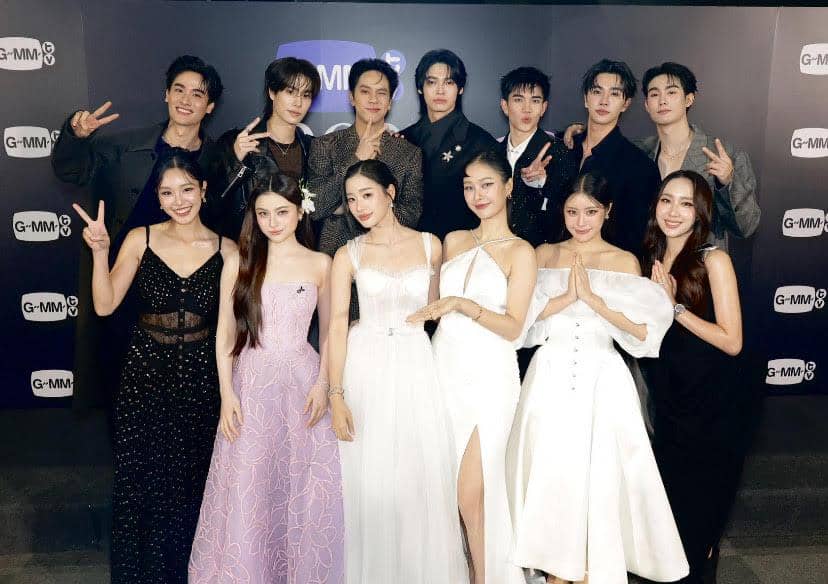 potret akrab para pemain drama Scarlet Heart Thailand