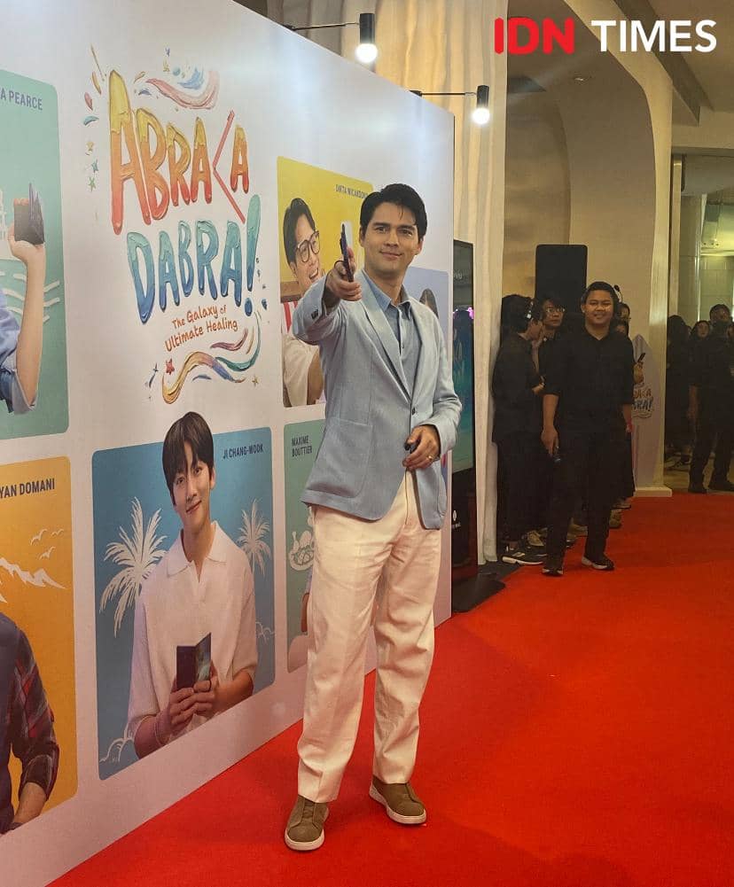 potret artis di red carpet ABRACADABRA, Jakarta, Jumat (28/11/2025)