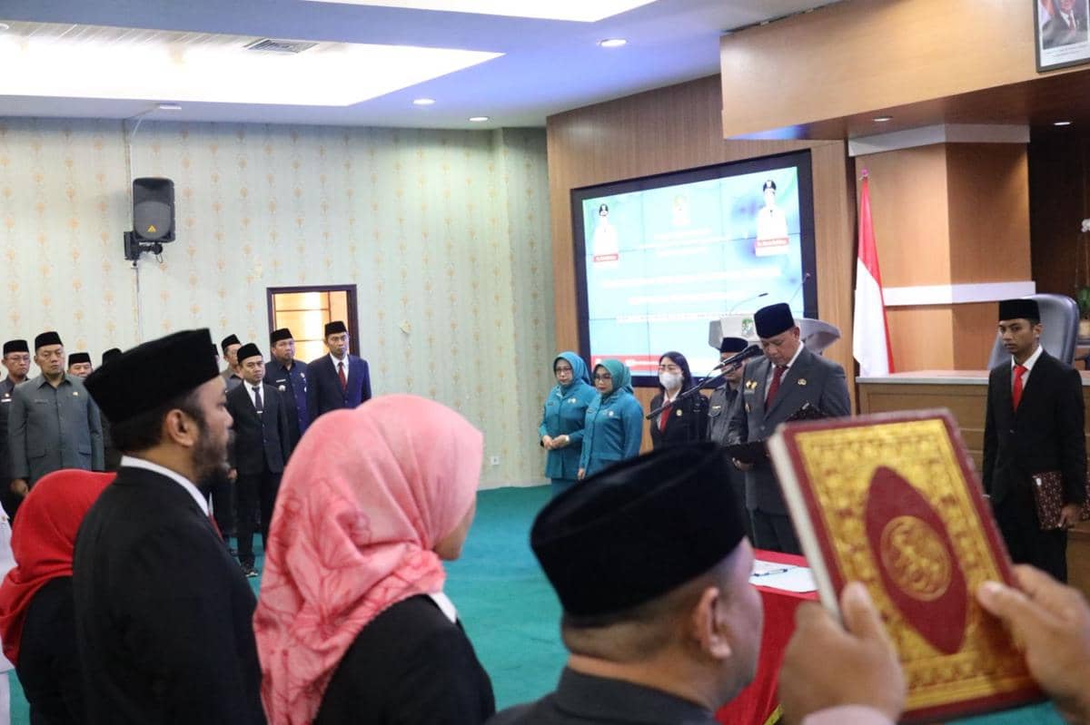 44 pejabat di Pemerintahan Kota Bekasi dilantik. (Dokumen Pemkot Bekasi) 