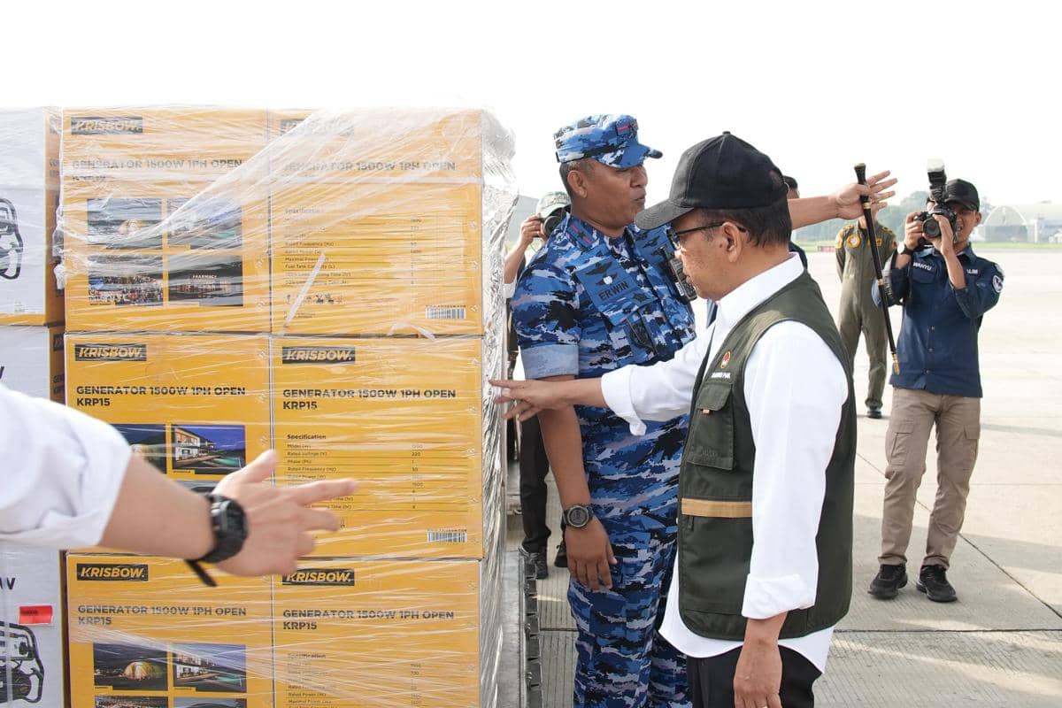 Bantuan penanganan bencana akibat Siklon Tropis Senyar