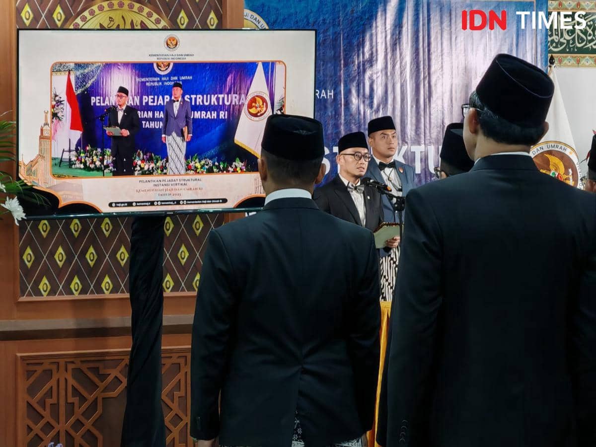 Kementerian Haji dan Umrah Republik Indonesia kembali melantik sejumlah pejabat struktural untuk menempati posisi pada instansi vertikal tingkat wilayah hingga kabupaten/kota seluruh Indonesia (IDN Times/Ilman Nafi'an)