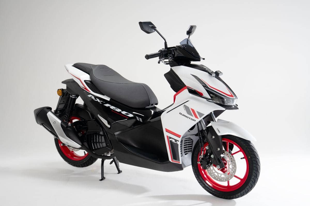 AX180 Viento CBS - Arctic White.jpeg