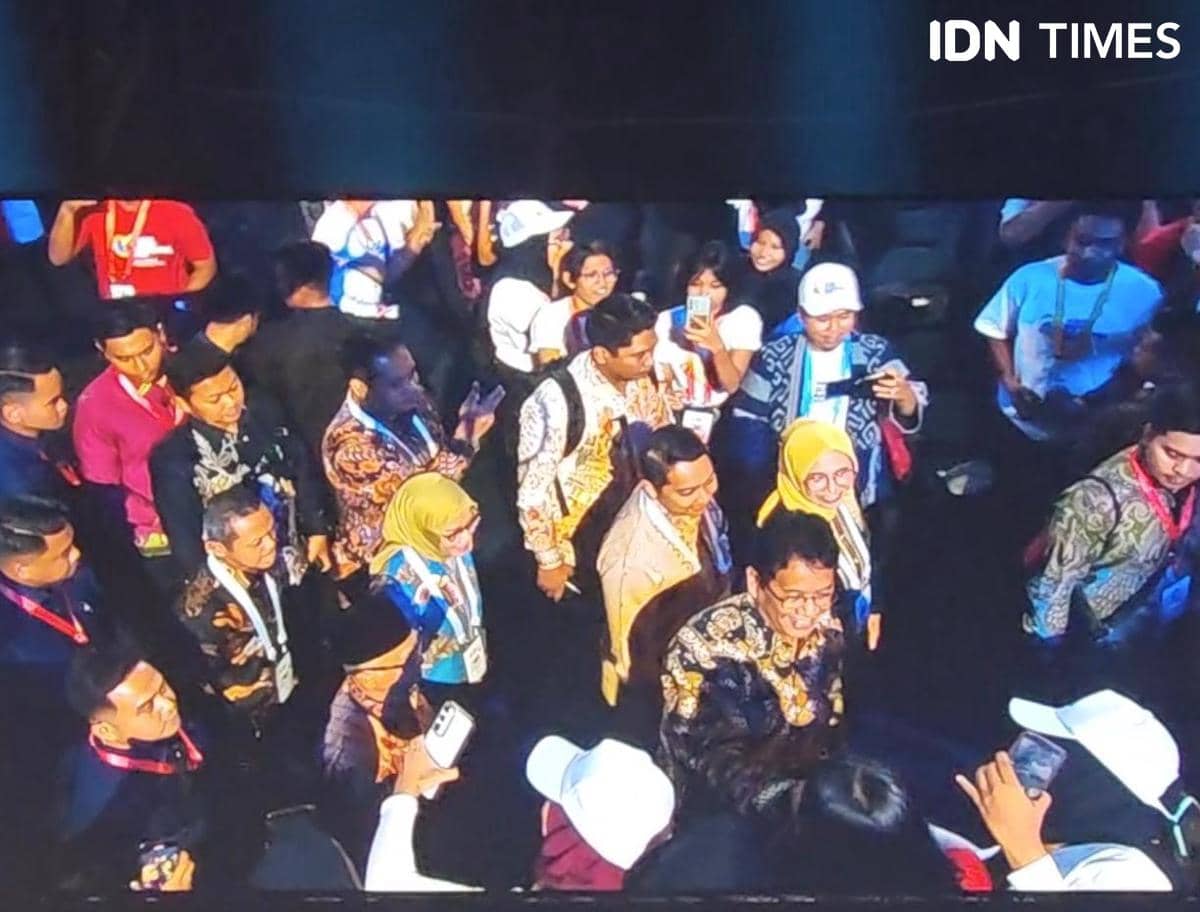 Purbaya, Hari Guru 2025