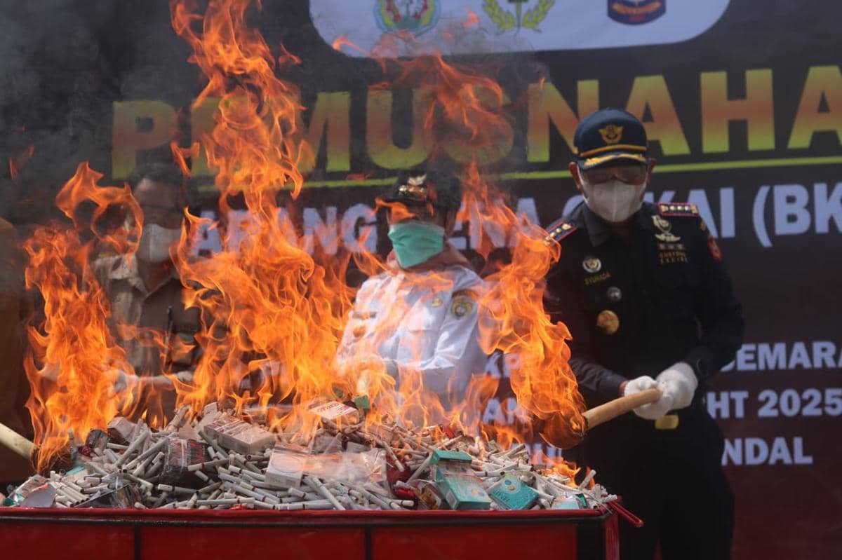 rokok ilegal, bea cukai semarang, pemusnahan rokok ilegal