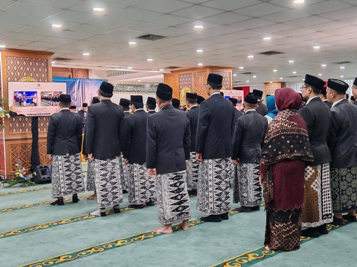 Kementerian Haji dan Umrah Republik Indonesia kembali melantik sejumlah pejabat struktural untuk menempati posisi pada instansi vertikal tingkat wilayah hingga kabupaten/kota seluruh Indonesia (IDN Times/Ilman Nafi'an)