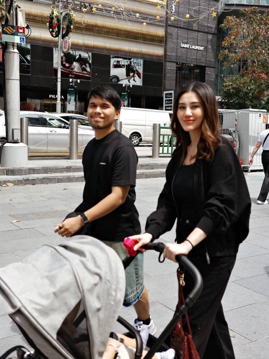 Thariq Halilintar dan Aaliyah Massaid liburan ke Singapura