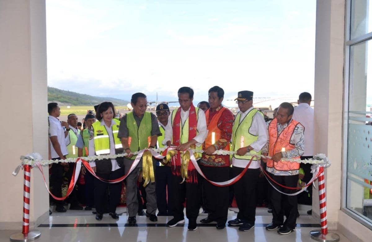 Bandara Morowali, Jokowi