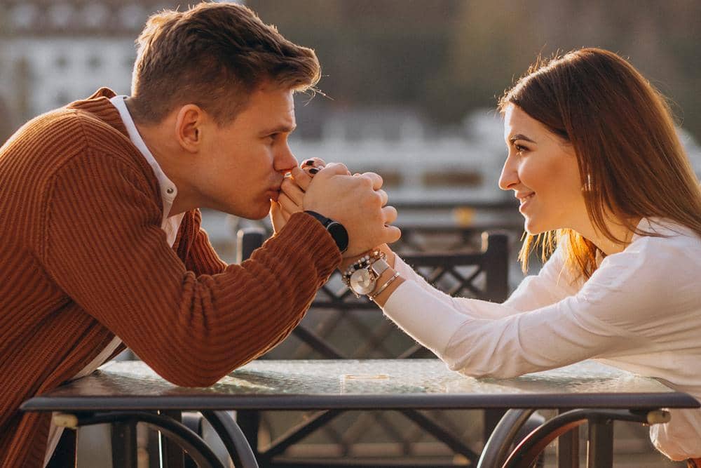 ilustrasi pasangan romantis