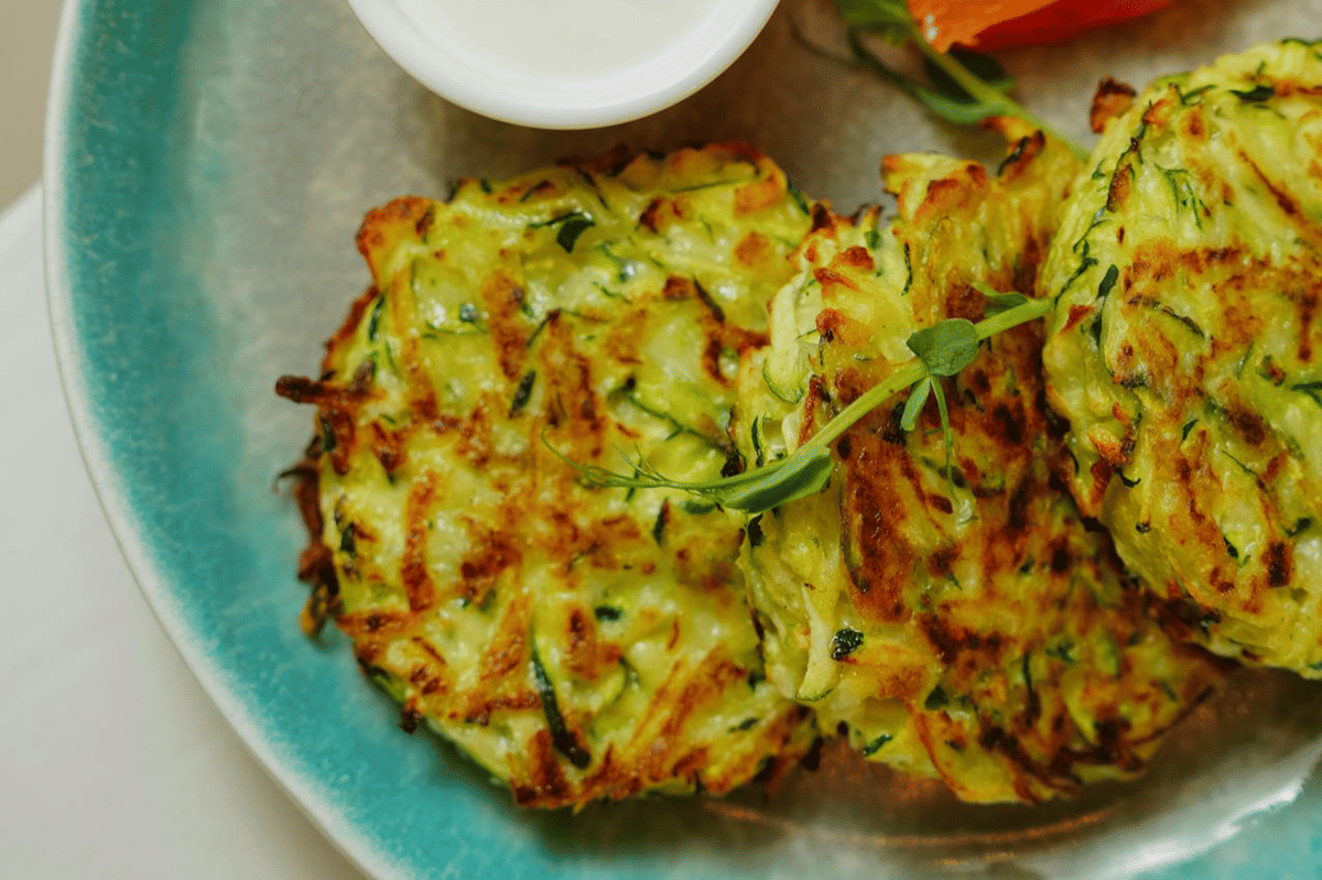 ilustrasi yachae twigim