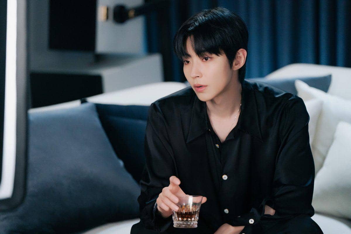 Hwang In Yeop di Dear X