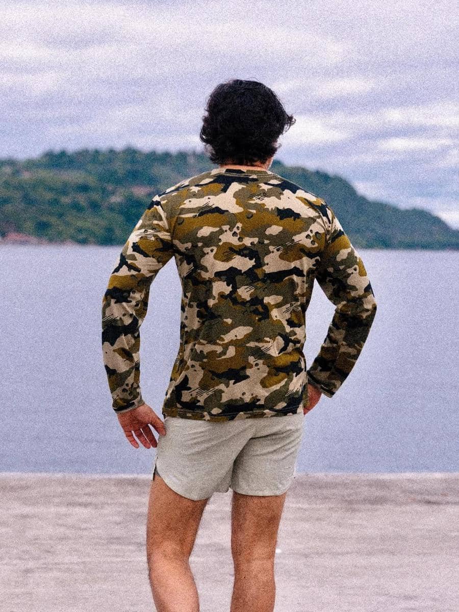 Jeremy Thomas saat jogging di sekitar Danau Toba