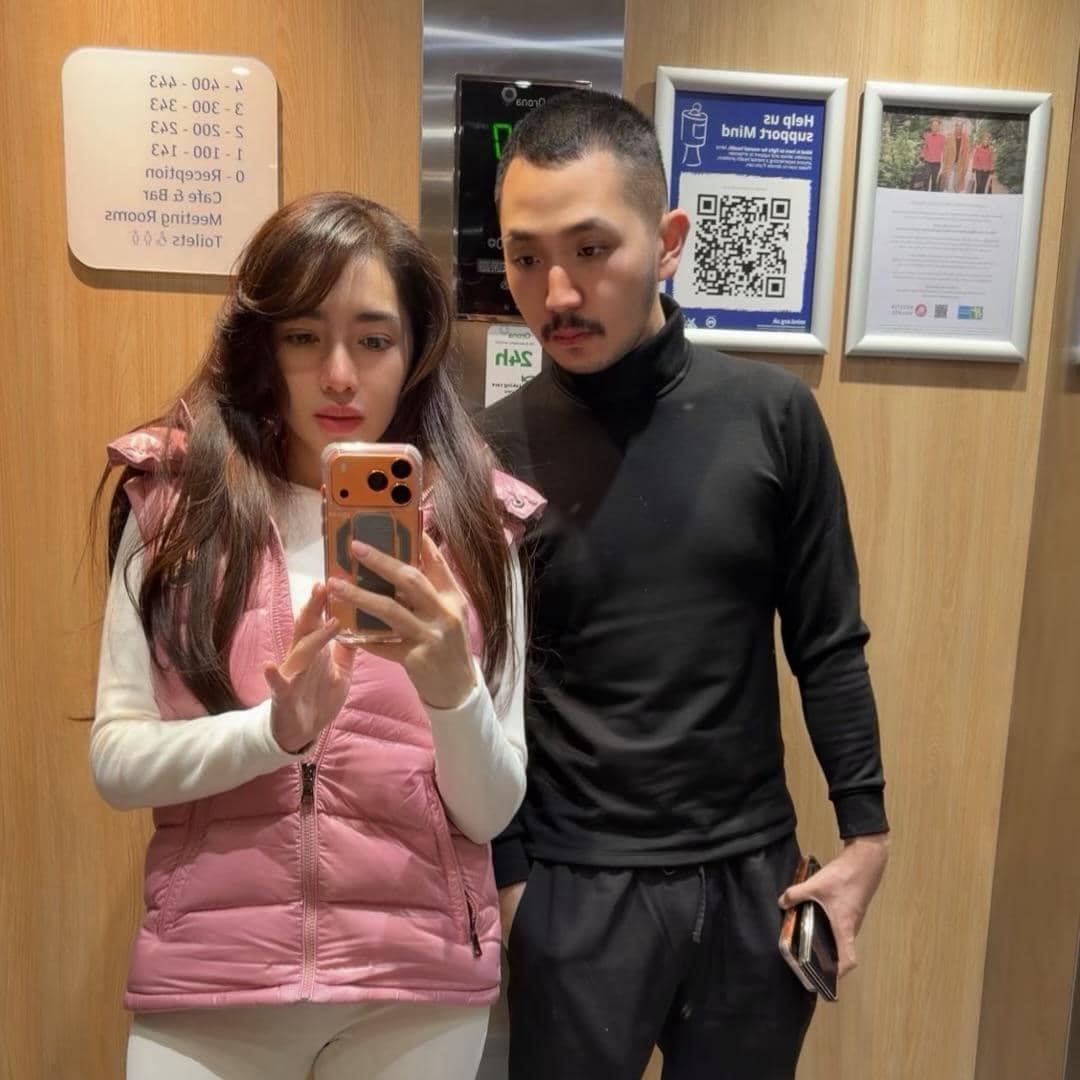 Angel Karamoy Liburan ke London bareng Kekasih