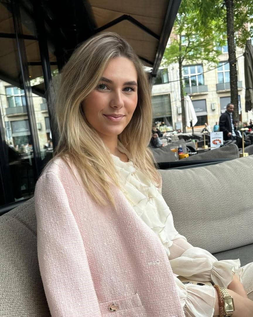 potret Anouck Brike, Miss Cosmo Belgia 2025