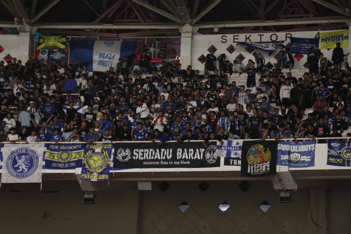 Potret kedekatan suporter PSIM dan Persija