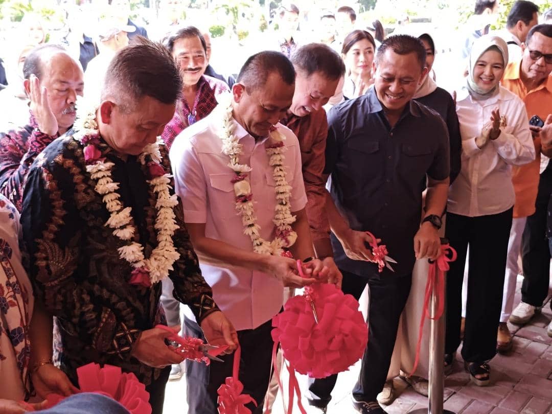 Peresmian MakCiak Signature Cijantung