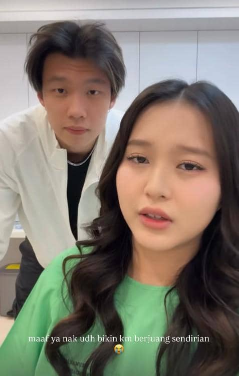 Nita Vior Melahirkan Anak Pertama