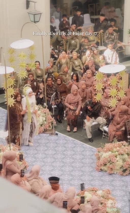 Pernikahan Fajar Alfian dan Firly