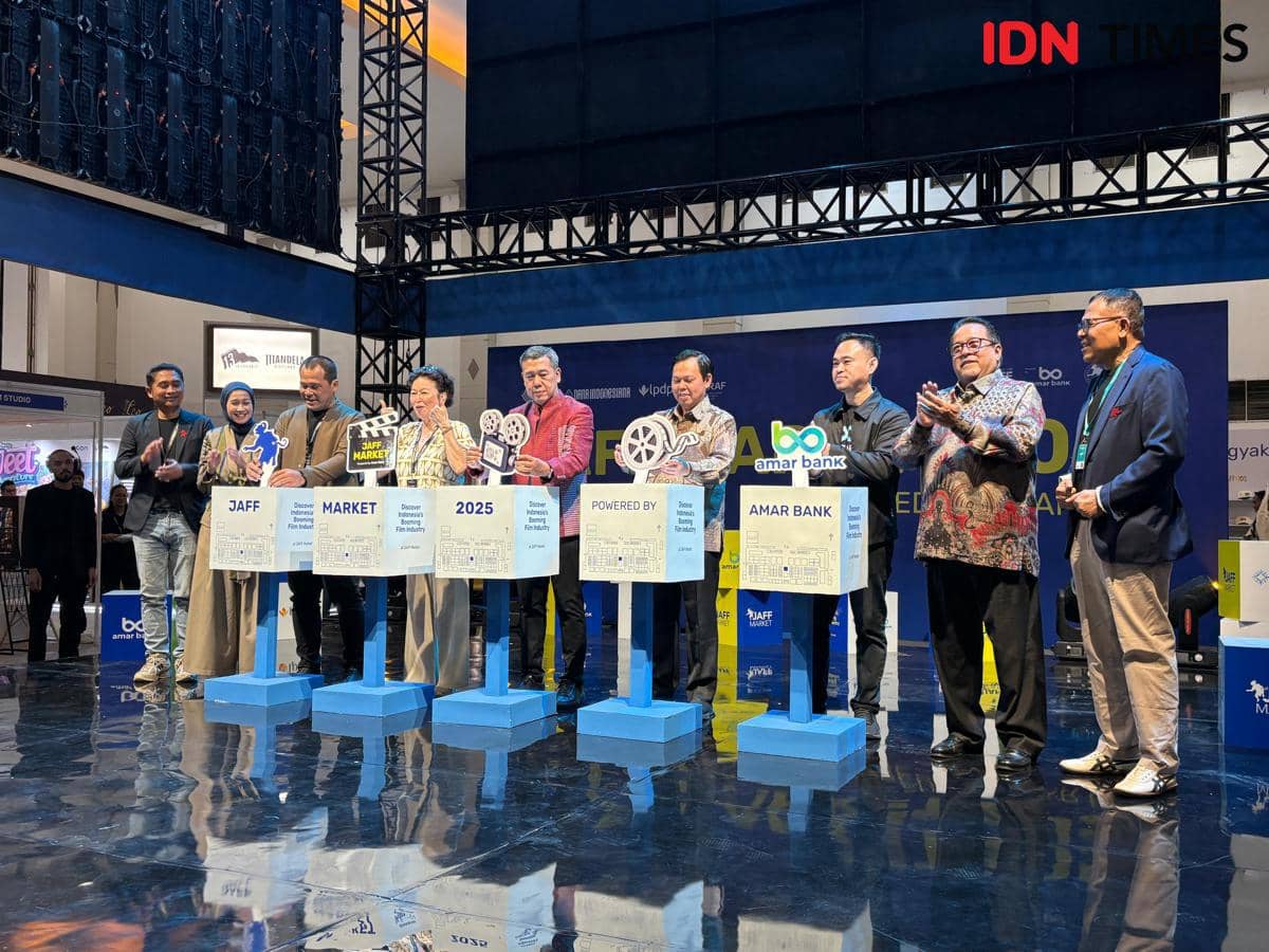 Pembukaan JAFF Market 2025 powered by Amar Bank, di JEC Yogyakarta, Sabtu (29/11/2025). (IDN Times/Herlambang Jati Kusumo)