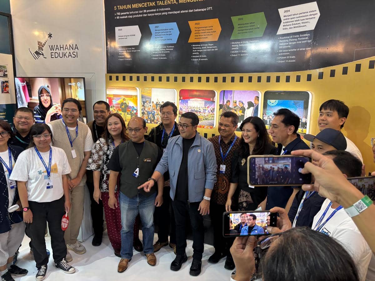 Menteri Ekonomi Kreatif (Menekraf), Teuku Riefky Harsya saat menghadiri JAFF Market Content di JEC Yogyakarta, Sabtu (29/11/2025).