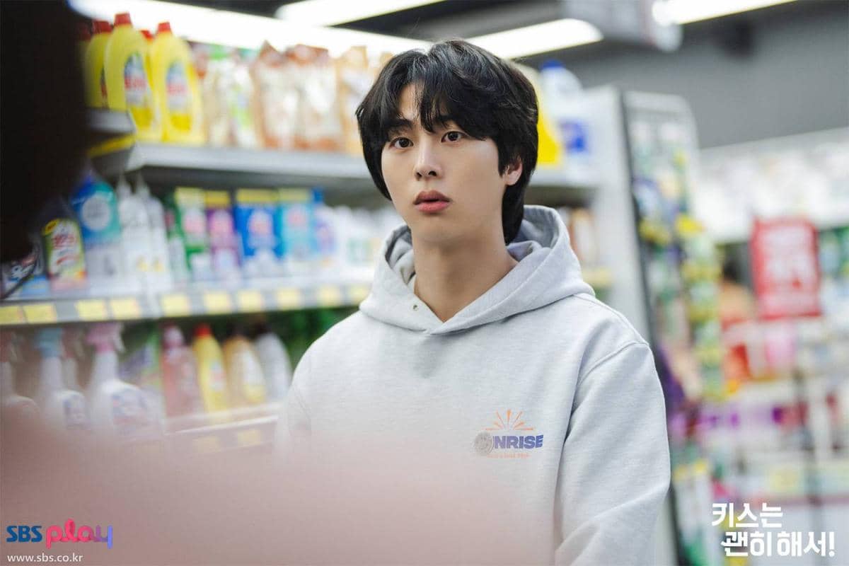 Cuplikan drama Korea Dynamite Kiss