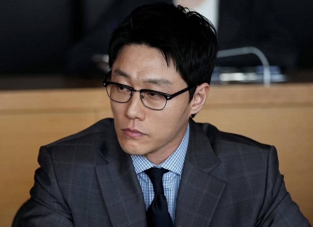 Lee Shin Ki di drama The Dream Life of Mr. Kim