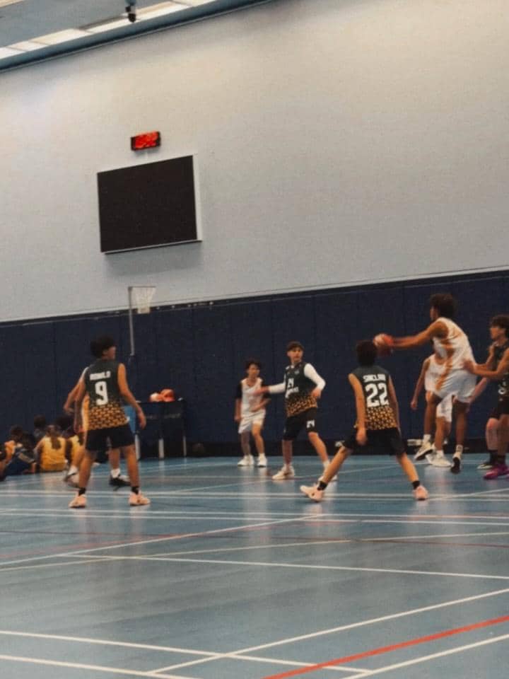 BCL saat di Hong Kong, dukung sang putra dan liburan