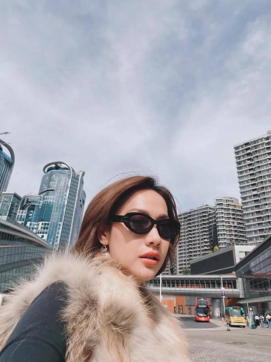 BCL saat di Hong Kong, dukung sang putra dan liburan